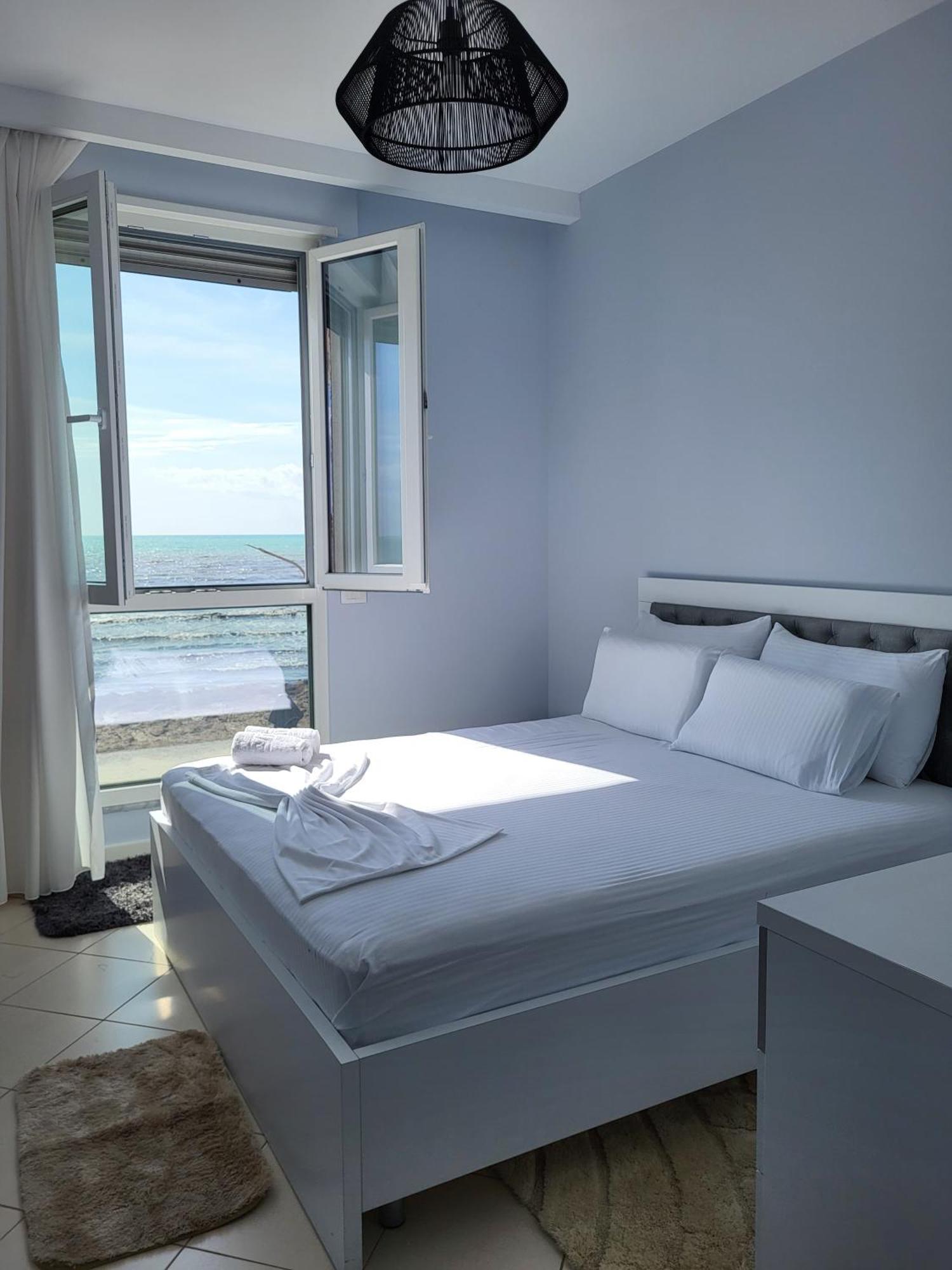Alex'S Apartment 2 Δυρράχιο Εξωτερικό φωτογραφία